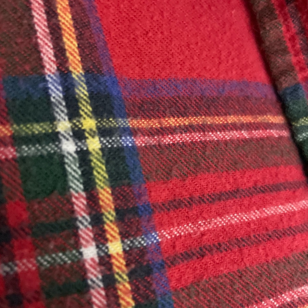 L.L. Bean Women's Scotch Plaid Flannel Shirt Relaxed Large Red Green - Picture 6 of 10